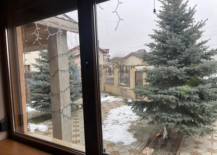 Room In A Private House - 5 Min From Therme And Airport