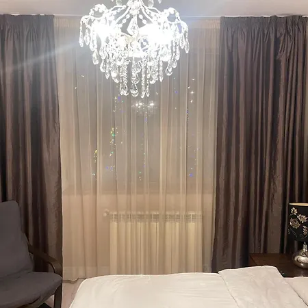 Room In A Private House - 5 Min From Therme And Airport Corbeanca Exterior photo